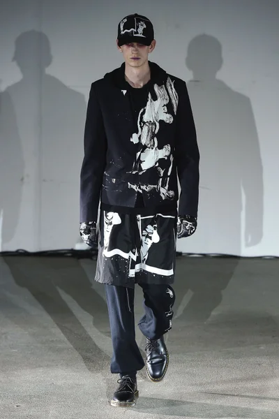 Look 8